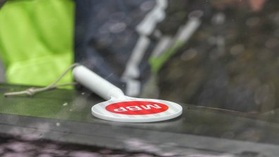 Дрогиран шофьор предложи 100 евро подкуп на полицаи край Поморие