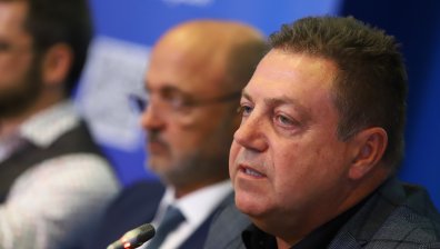 Трус в здравната система: Лекарският съюз иска оставката на шефа на НЗОК