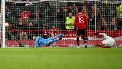 "Ман Юнайтед" се самоуби срещу "Севиля" с два нелепи автогола в края