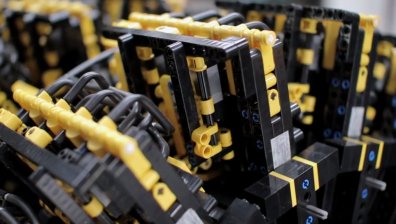 Вече е факт първата кола от конструктор Lego, задвижвана от въздух