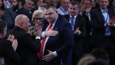 "ДПС-Ново начало": Разрешаваме на Румен Радев да се откаже от НСО