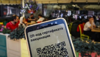 Москва призна за проблем с хода на ваксинацията, но не е ли твърде късно?