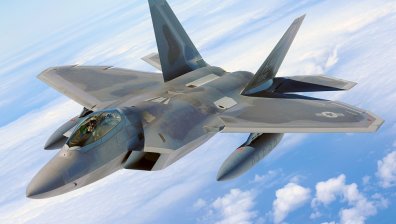 Испански изтребител изстреля по грешка ракета в Естония