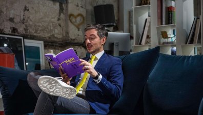 Водещият на предаването "Мултимедия" Даниел Ненчев споделя кои са правилата на живота му