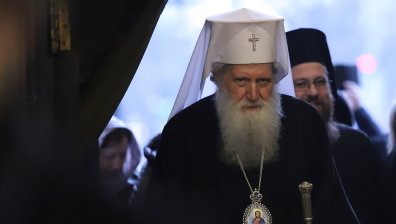 Патриарх Неофит призова към молитва за болните, медиците и правителството