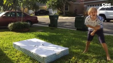 Дебнещият матрак