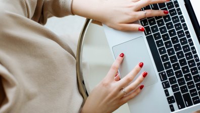 Как да направим добро впечатление по време на онлайн интервю?