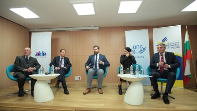 Сър Греъм Уотсън представя новата си книга у нас
