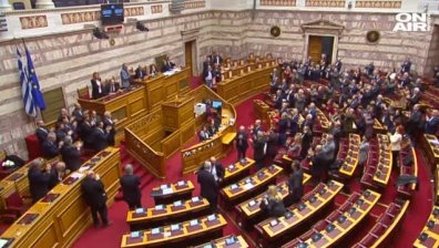 Гръцкият парламент дебатира ратификацията на Песпанското споразумение