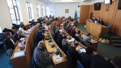 СОС гласува критериите за прием на деца в общински ясли