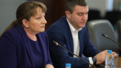 Еднократна помощ от 375 лв. за родителите в неплатен отпуск (+ВИДЕО)