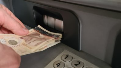 Българите не са чак толкова бедни, има бум в тегленето на кредити