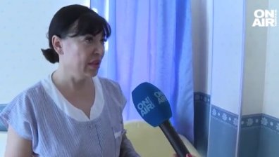 Украински бежанци работят за приютилите ги хотелиери, други се връщат в Украйна