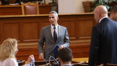 Гюров: Не обсъждаме персонален състав на правителство, а програма за обединение