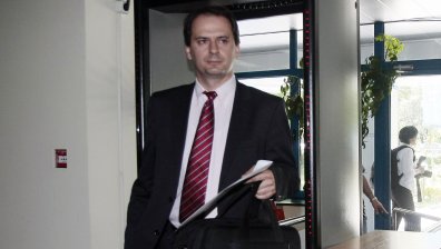 Министрите Демерджиев и Милков ще обясняват казуса с Христо Грозев