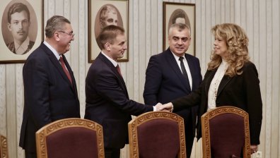 АПС и Илияна Йотова обсъдиха бъдещия служебен премиер (СНИМКИ)