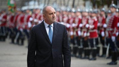 Радев: Успехът идва, когато не допуснеш демокрацията да се изроди в олигархия