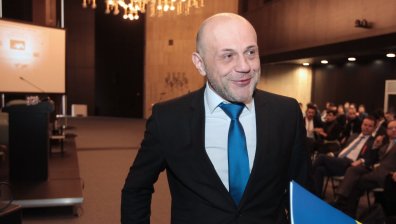 Дончев: Ще стоим, докато има полза и не се скъса връзката с гражданите
