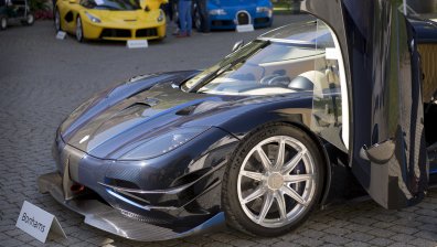 Суперзвездите карат най-впечатляващите автомобили на планетата