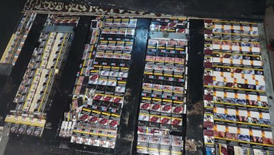 Митничари задържаха 50 000 къса нелегални цигари под седалките на микробус