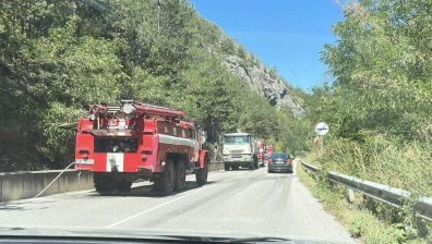 Огънят в Родопите обхвана над 600 дка гора, в Чепеларе обявиха частично бедствено положение