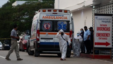 Покрив на църква в Мексико рухна и уби най-малко 9 души