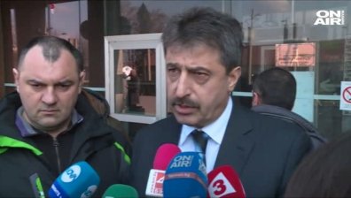 Цветан Василев остава в Белград?