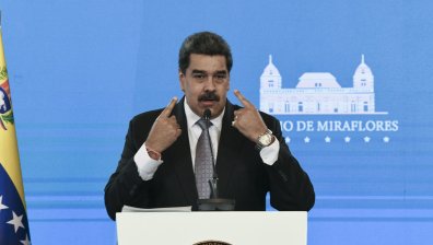 Facebook "замрази" профила на Мадуро, рекламирал лекарство от мащерка срещу Ковид-19