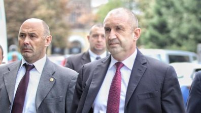 Радев: Ако се вземат неадекватни решения за еврото, ще ги плащат гражданите