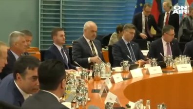 Сърбия и Косово възобновяват преговорите помежду си