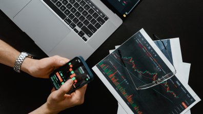 Как и защо централните банки трябва да следят за заплахите от дигиталните си пари