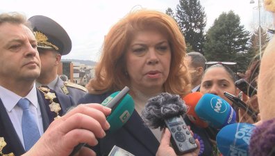 Йотова за арестите: Вярвам на правителството, този сюжет ще има продължение