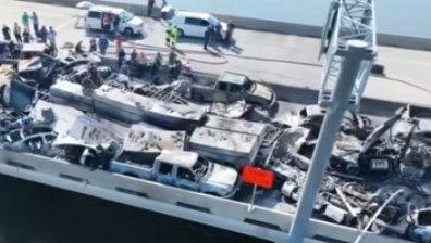 Най-малко 7 души загинаха в адско меле със 158 коли на магистрала в Луизиана (+ВИДЕО)