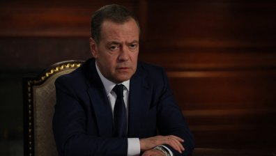 Медведев: Европа влезе в чудовищния капан на критична зависимост от САЩ