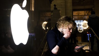 Apple затваря офиси, магазини и кол центрове в Китай до 9 февруари