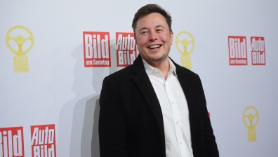 Илън Мъск и Клеър Буше очакват първия си наследник