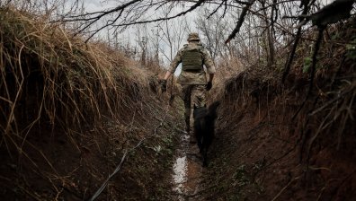 В Авдеевка включиха в бой телата на убити украински войници