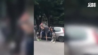 Агресия на пътя: Двама мъже нападнаха шофьор на кола