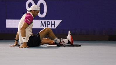 Лекари помогнаха на Григор Димитров на корта в Маями: Просто ми се вие свят (+ВИДЕО)