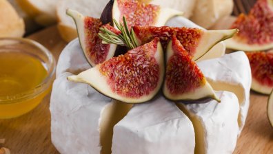 Рецепта за запечено сирене със сладко