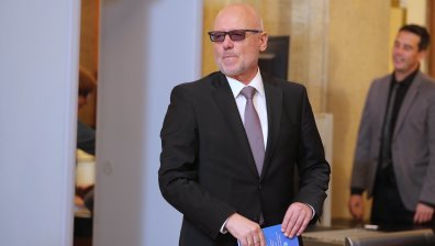 Тагарев: Ако е необходимо, ще използваме бившето военно летище в Добрич за отбрана и сигурност на страната