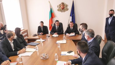 Министърът на спорта Радостин Василев се срещна с ръководството на ЦСКА