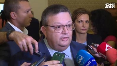 Цацаров потвърди: Още трима задържани по случая "Арабаджиеви"