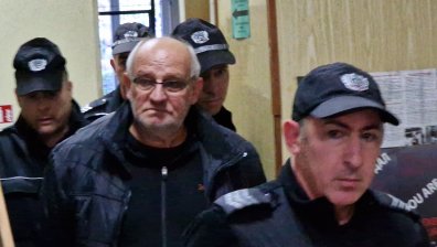 Гневни жители на Бузовград протестират: Убиец на дете излезе на свобода срещу 3 хил. лв.