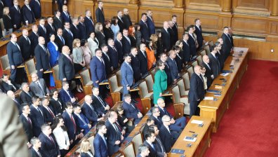 Първият ден на 49-ото НС: Отново не си избраха председател и пак заговориха за паралелната държава
