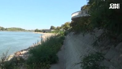 Рибари алармират за опасност от срутване на стената на дунавския кей