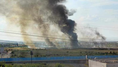 Пожар в столичния квартал "Люлин"