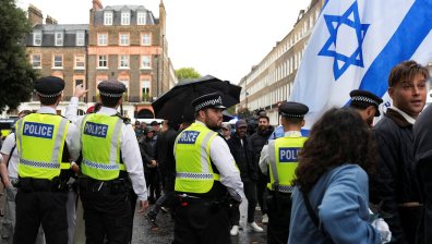 11 арестувани в Лондон при протести на годишнината от атаките в Израел