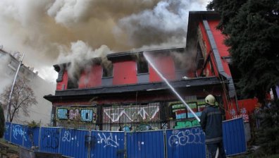 Пожар в бивше емблематично заведение в София