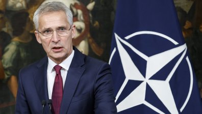 Столтенберг: Украйна сама да реши при какви условия е склонна да преговаря с Русия